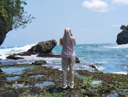 Pantai Madasari Pangandaran Tawarkan Keindahan Yang Eksotis