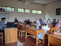 Wujud Sinergi Sekolah dan Orang Tua, MAN 2 Pangandaran Laksanakan Pengambilan Rapor oleh Orang Tua Siswa