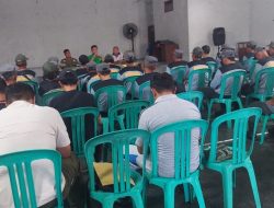 Pemerintah Kelurahan Mekarsari Beri Insentif untuk 61 Anggota Linmas
