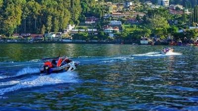 Telaga Sarangan, Pesona Alam di Lereng Gunung Lawu