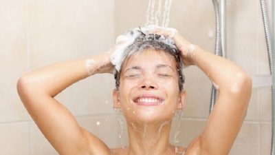 Benarkah Keramas Setiap Hari Baik untuk Rambut? Simak Fakta dan Dampaknya