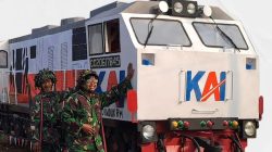 Replika Lokomotif Kereta Api Meriahkan HUT RI Ke-81